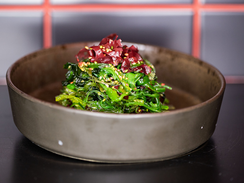 Insalata di alga (goma wakame)